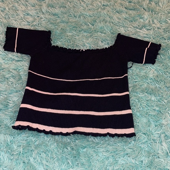 🛍Skirt and top 2 piece set🛍 - Picture 3 of 3